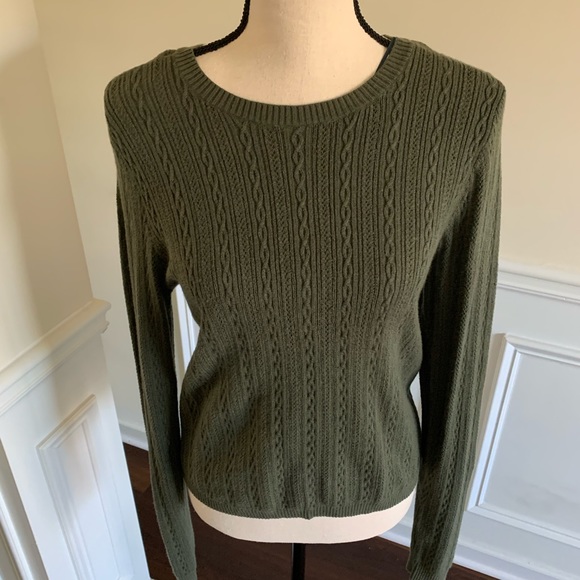 Hollister Sweaters - NEW Hollister Green Sweater size XL